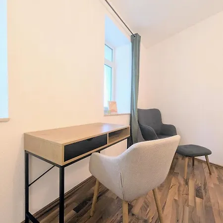 Family Friendly - - Free Private Parking, Jura Coffeemaschine, Smart Tv, Wifi, Heated Floor * Chemnitz (Saská Kamenice)
