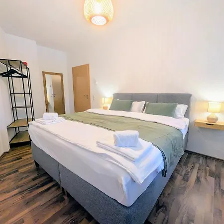 Apartmán Family Friendly - - Free Private Parking, Jura Coffeemaschine, Smart Tv, Wifi, Heated Floor Chemnitz (Saská Kamenice)