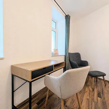 Apartmán Family Friendly - - Free Private Parking, Jura Coffeemaschine, Smart Tv, Wifi, Heated Floor Chemnitz (Saská Kamenice)