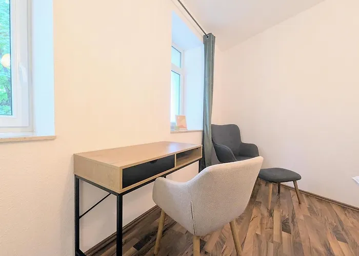 Family Friendly - - Free Private Parking, Jura Coffeemaschine, Smart Tv, Wifi, Heated Floor * Chemnitz