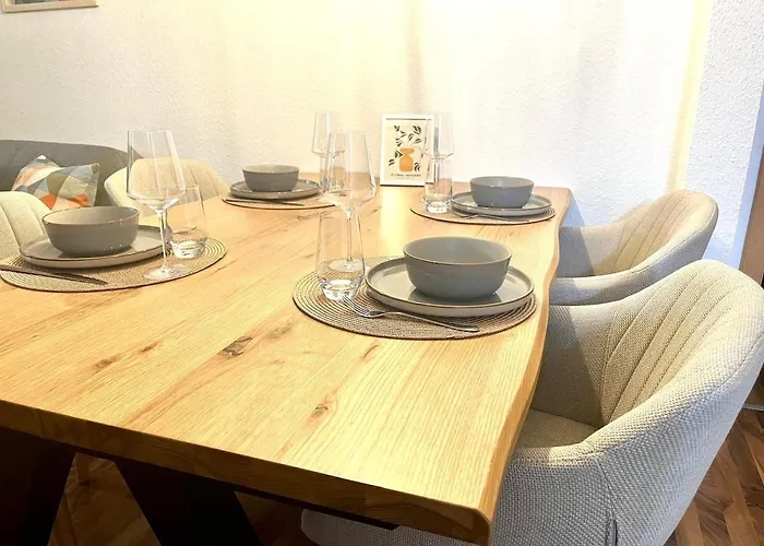 Family Friendly - - Free Private Parking, Jura Coffeemaschine, Smart Tv, Wifi, Heated Floor Chemnitz